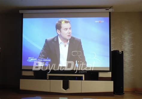 Huawei Smart Screen Akıllı Ev Sineması Huawei Smart Screen Akıllı Ev Sineması