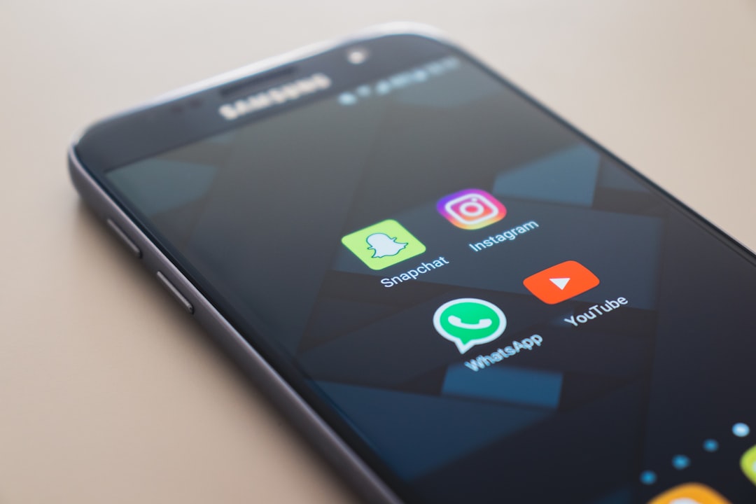Telefon Ekran Rengi Bozuldu Telefon Ekran Rengi Bozuldu