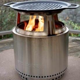 Come Usare e Montare il Solo Stove Bonfire e l'Hub Grill 5 Solo Stove Bonfire con attacco per griglia