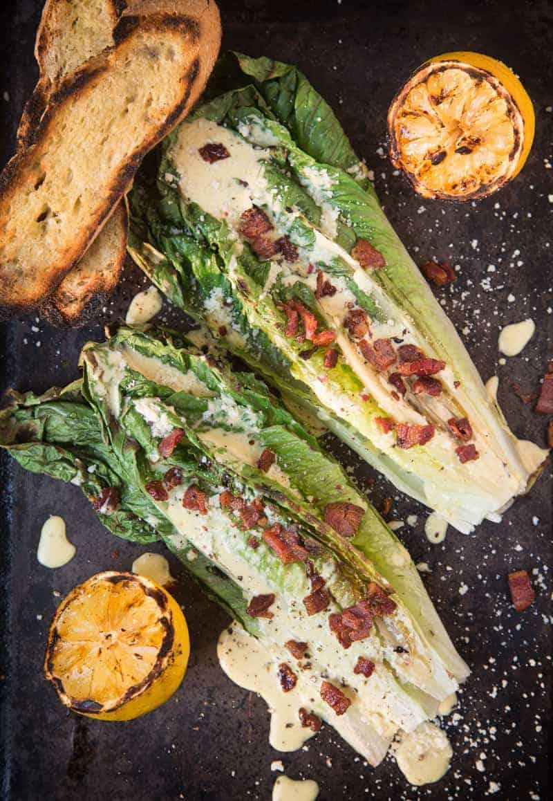 Insalata Caesar Grigliata con Bacon Croccante