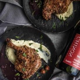 Anatra Grigliata con Crosta di Nocciole e Vino Rosso Chinon