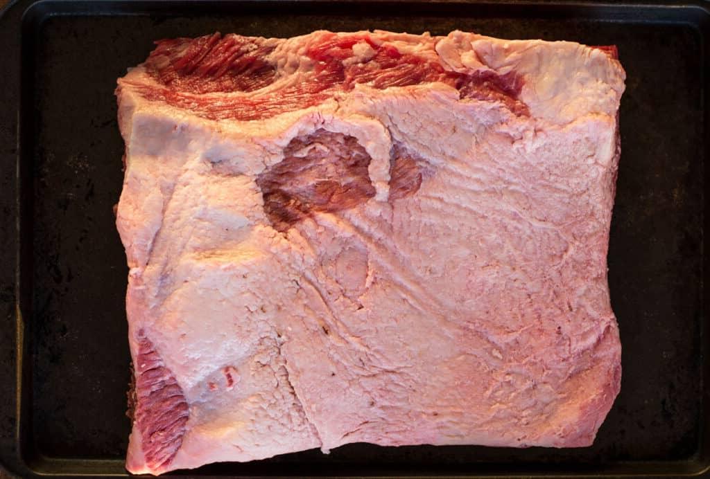 **Come affumicare il Brisket Flat** 4 brisket flat crudo
