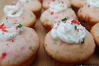 Candy Cane Mini Delights