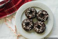 Peppermint Chocolate Donut Delights