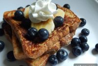 Golden Cinnamon Banana French Toast