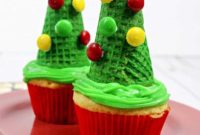 Festive Christmas Tree Cone Cupcakes