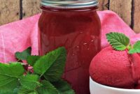Crimson Cream Moonshine
