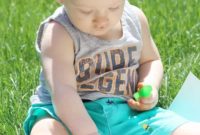 Summer Fun with Colored Ice Cubes for Little Ones