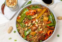 Dangerously Delicious Weight Watchers Thai Noodles