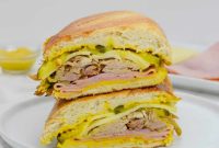 Öğle Yemeğiniz Asla Aynı Olmayacak: Blackstone Küba Sandviçi