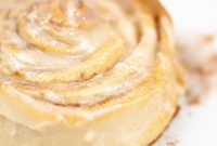 Cinnabon Style Air Fryer Cinnamon Buns