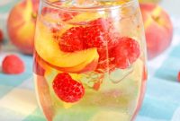 Refreshing Peach Sangria
