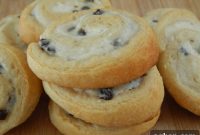 Pillowy Ricotta Chocolate Chip Cookies