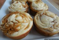 Pumpkin Cream Cheese Muffins