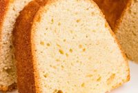 Classic Sour Cream Pound Cake