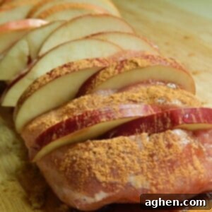 Pork tenderloin with apple and cinnamon