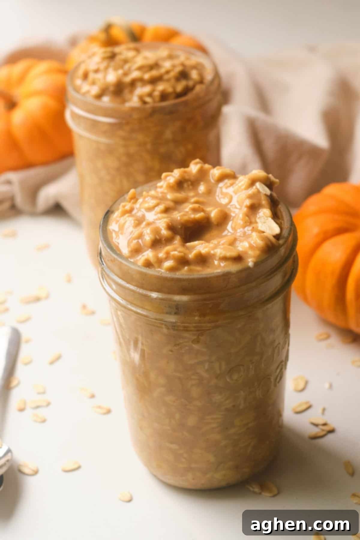 Scrumptious & Smart: 100 Weight Watchers Recipes 35 weight watchers friendly overnight oats in jar