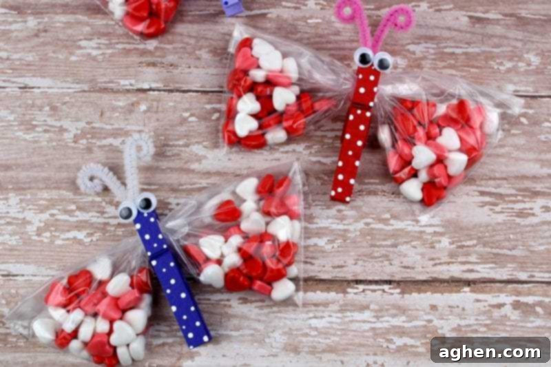 Butterfly snack bags are a fun and easy to make snack for kids. They can be filled with everything from candy to fruit so that they can be as healthy or an indulging as you would like!