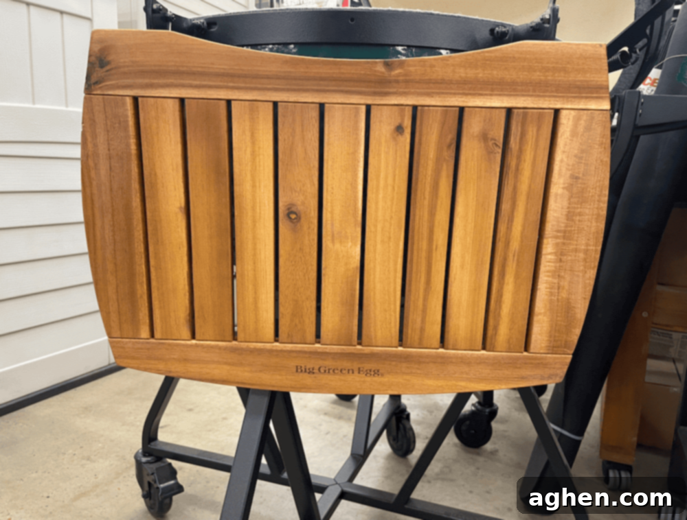 10 Big Green Egg Tailgating Sırrı ile Oyun Gününe Damga Vurun 4 minimax big green egg acacia wood table