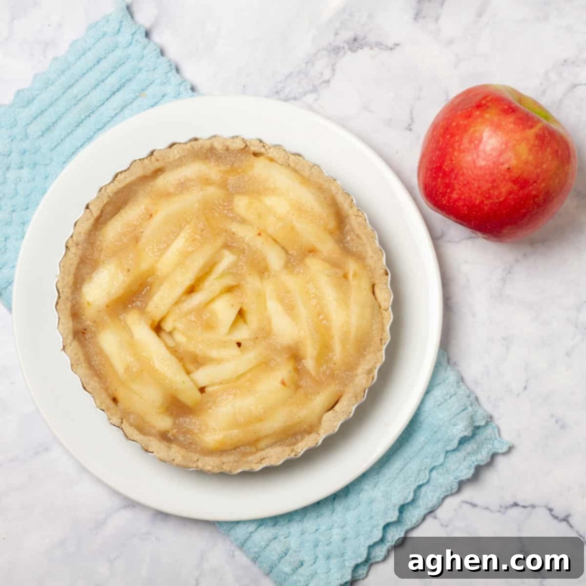 Weight Watchers Approved Apple Pie Indulgence 6 Sliced apple filling in oat flour crust.