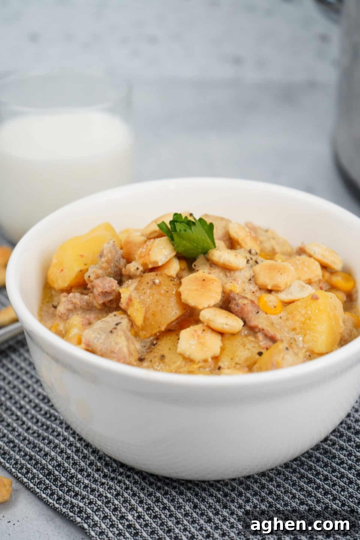 Cozy Autumn Eats: 13 Weight Watchers Crockpot Recipes for Chilly Days 10 bowl of turkey and potato and corn soup