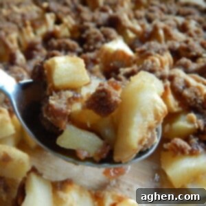 Peanut Butter and Apple Strudel 2 weight watchers apple strudel on spoon