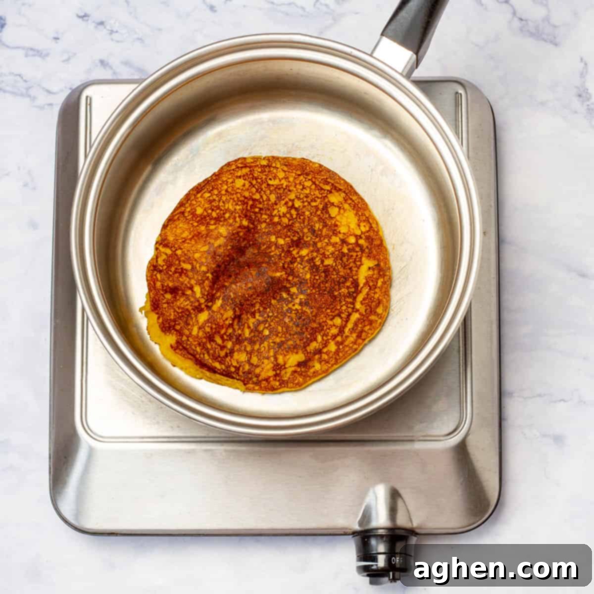 Damak Çatlatan Pratik Venezuela Cachapaları 6 Cachapas in non-stick skillet