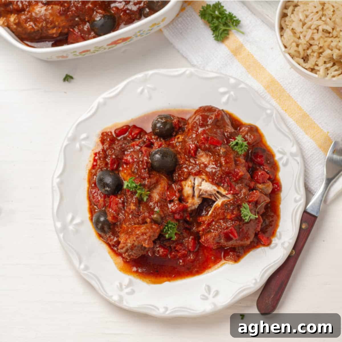 Smart & Savory Chicken Cacciatore 2 Weight Watchers Chicken Cacciatore served in a plate, garnished with fresh herbs