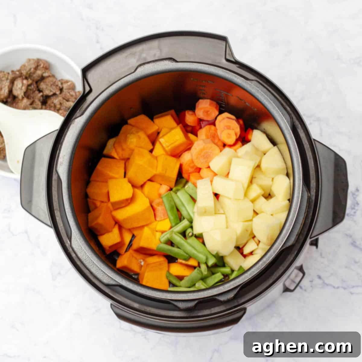 Add vegetables into instant pot