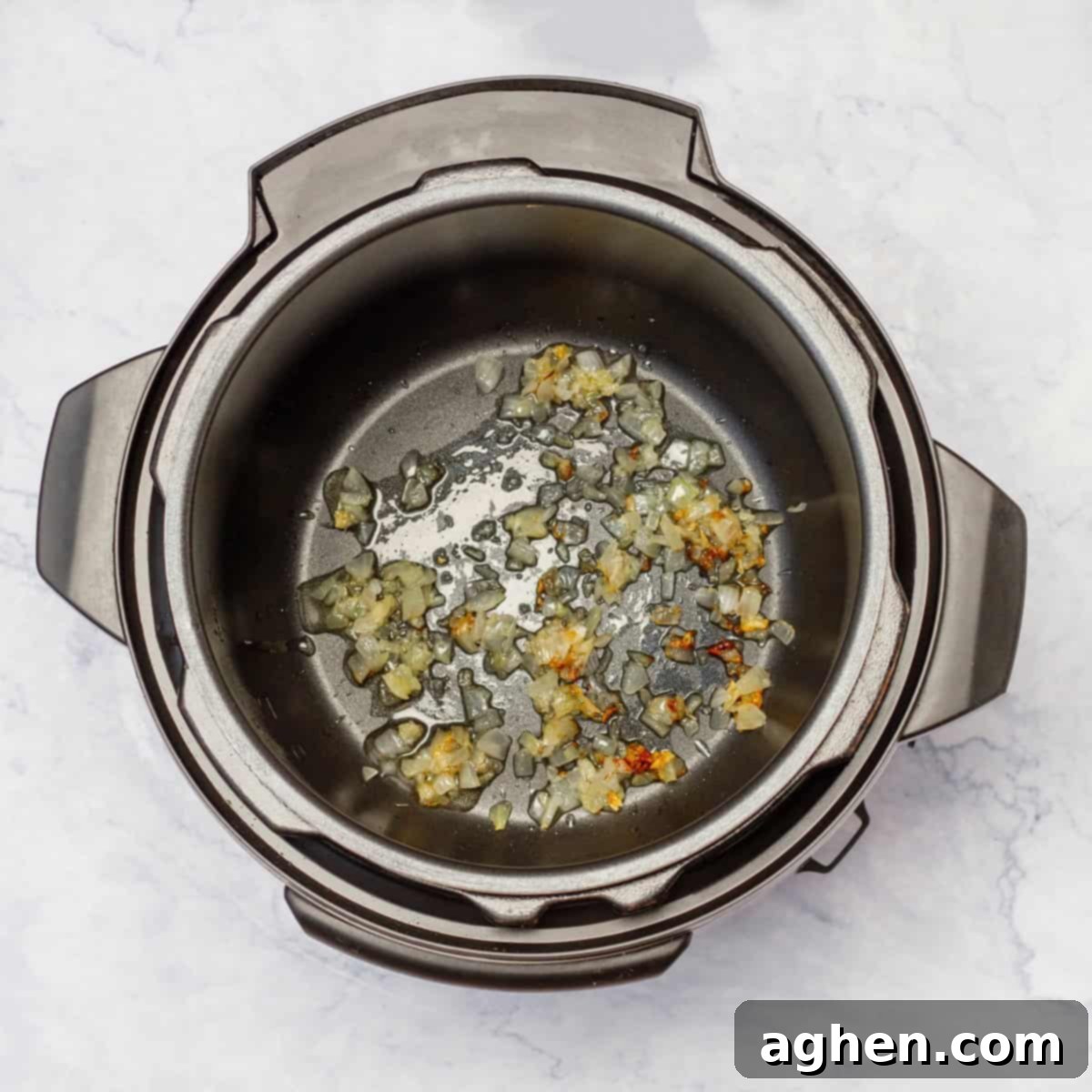 Cabbage Soup: Weight Watchers' Enduring Slimming Secret 4 Saute the aromatics like onion and garlic in an Instant Pot to create a flavor base.