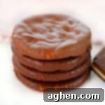 Ritz Thin Mints - Small square image of finished crackers