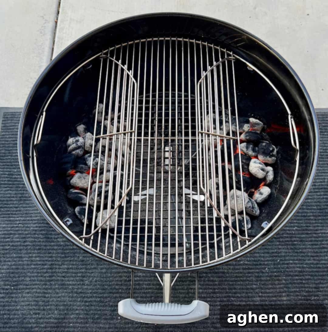 Weber Kettle hinged grill grate for easy fuel access