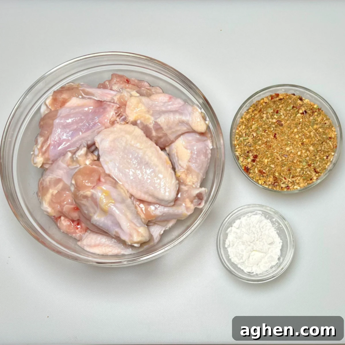 Bowl with chicken wing rub and cornstarch