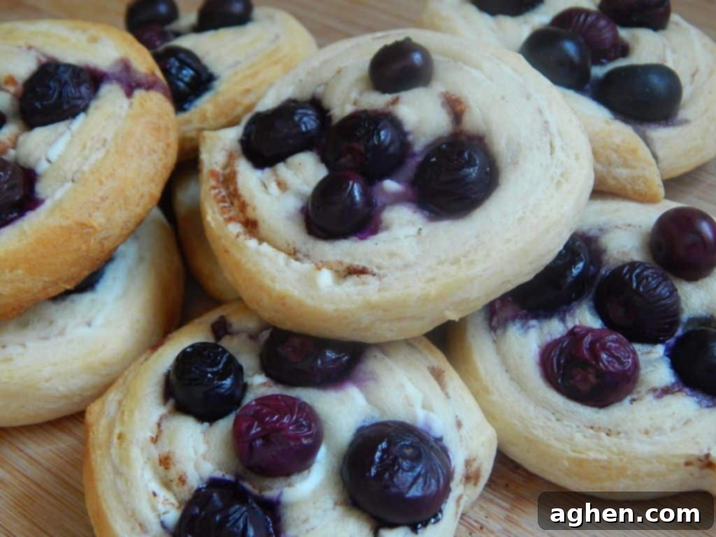 Guilt-Free Pastries 9 Desserts Under 3 Weight Watchers Points 9 Blueberry Cinnamon Cream Cheese Pinwheels