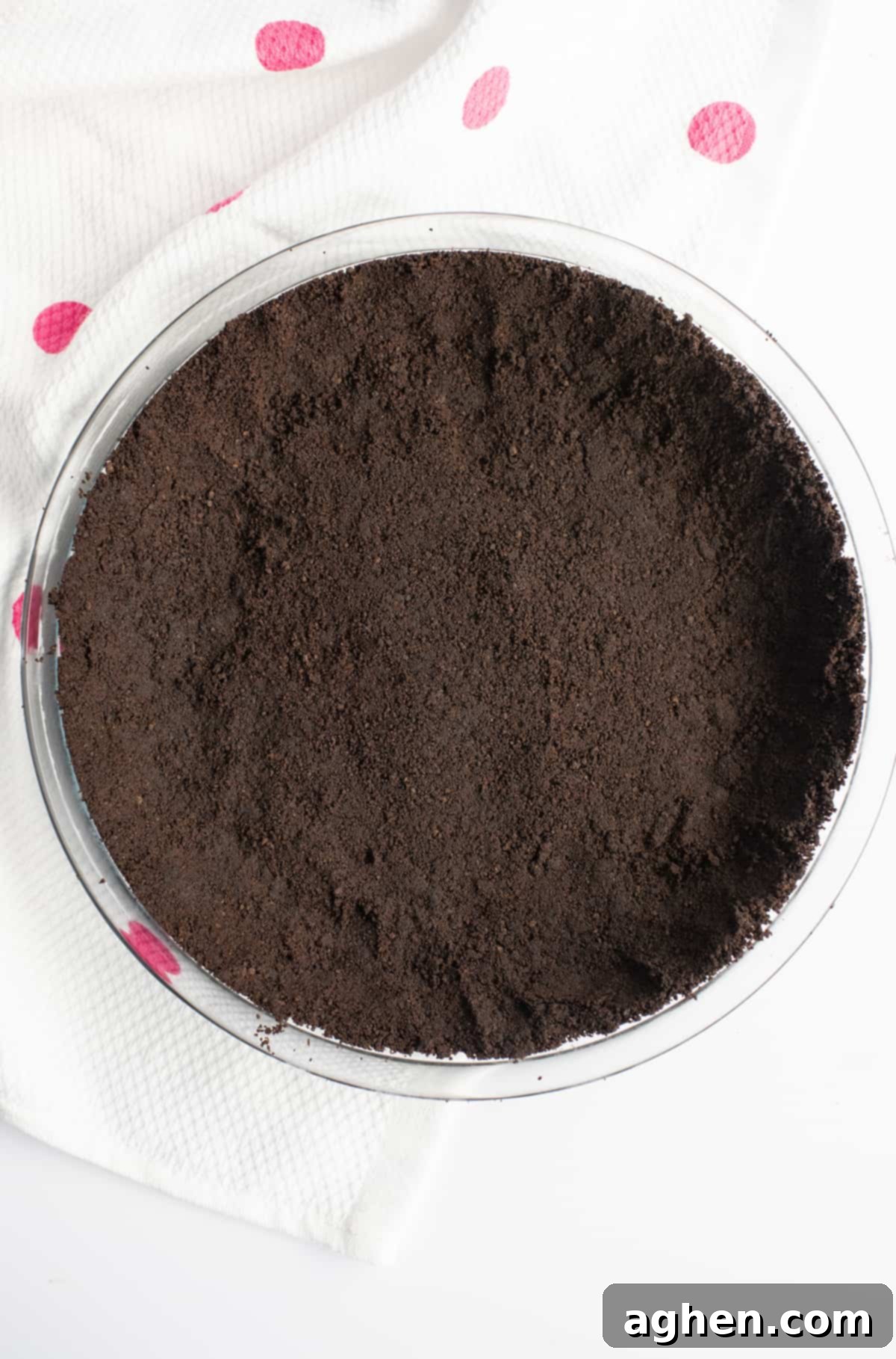 Frozen Dream Pie 6 chocolate graham cracker crust pressed into glass pie plate