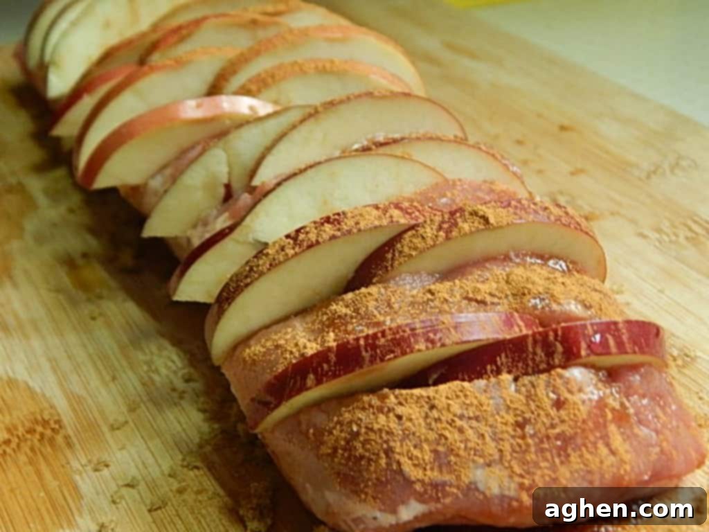 cinnamon apple pork tenderloin