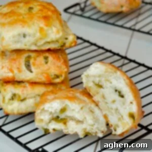 Biscuits with cheddar and jalapeno