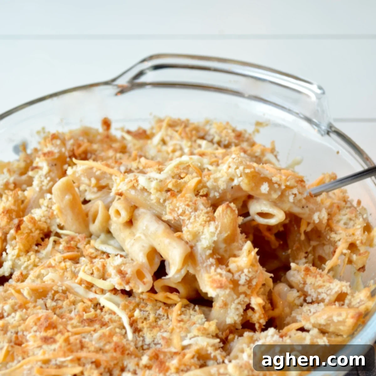 Scooping mac and cheese