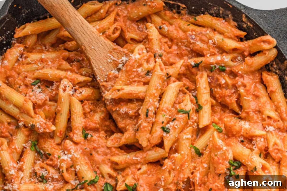 Creamy vodka sauce with penne pasta.