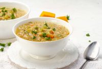 Weight Watchers Kinoa Çorbası: Lezzetli Bir Öğle Yemeği Keyfi