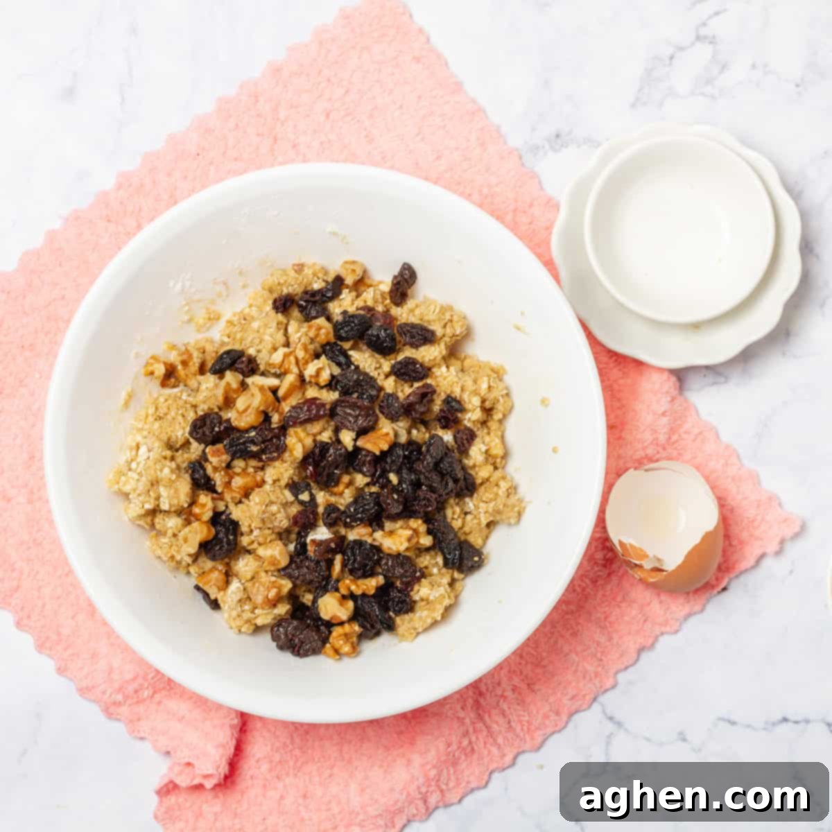 Discover Your New Favorite Weight Watchers Apple Crumble 5 Chopped nuts and raisins added into the Apple crumble mixture
