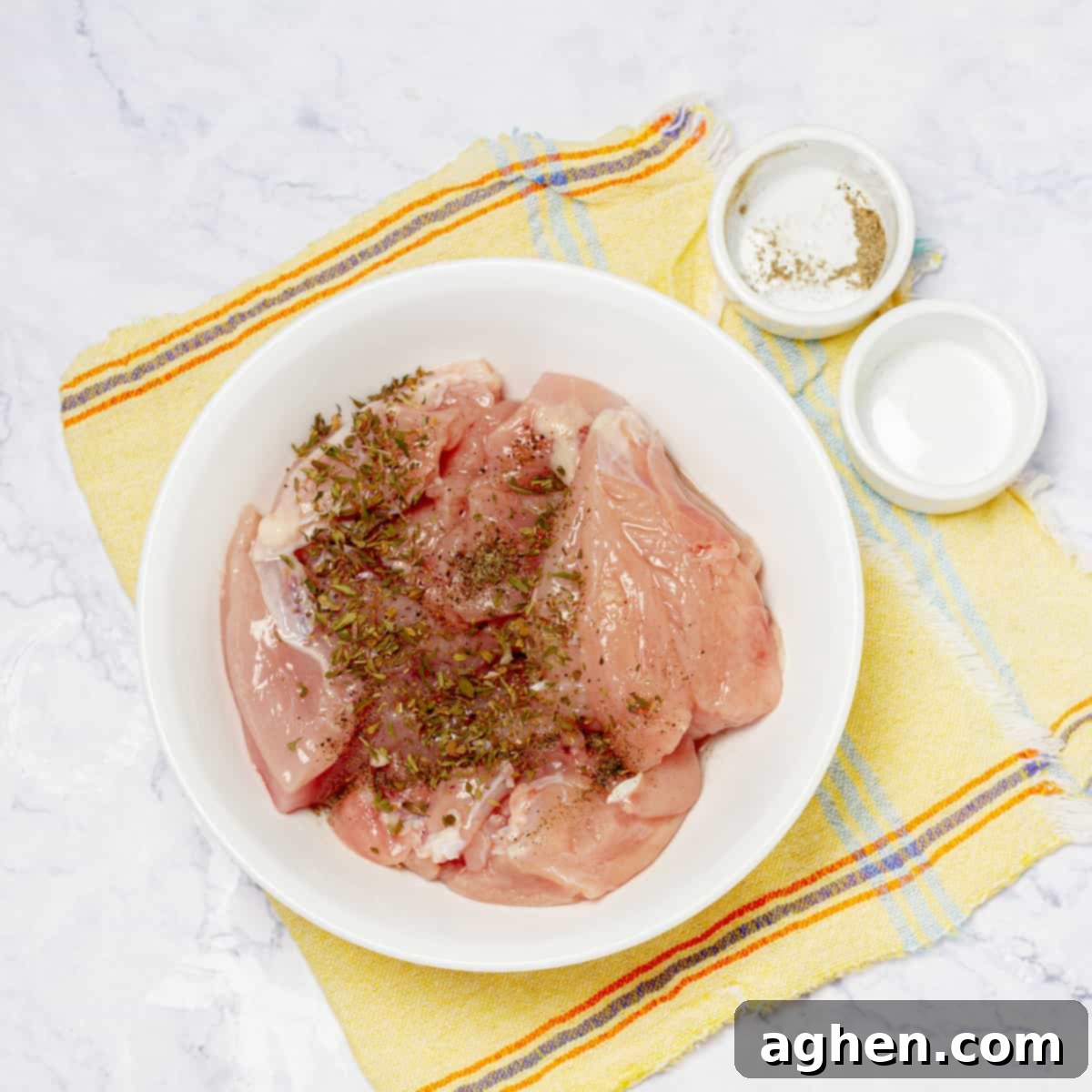 Sticky Honey Garlic Instant Pot Chicken 4 Chicken breasts seasoned with oregano and black pepper