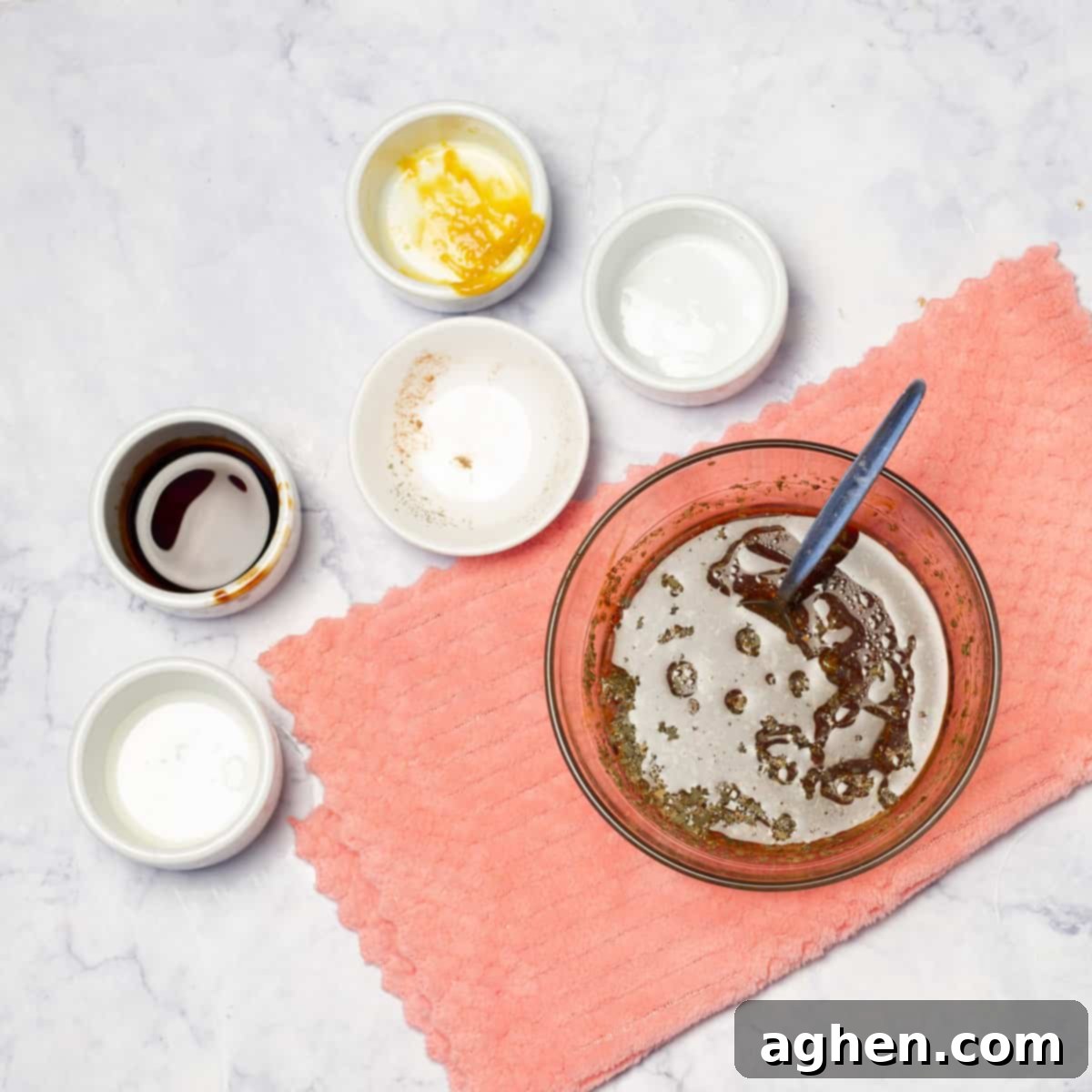 Weight Watchers Guide to Crafting the Ultimate Buddha Bowl 4 Ingredients for Buddha Bowl dressing in a bowl