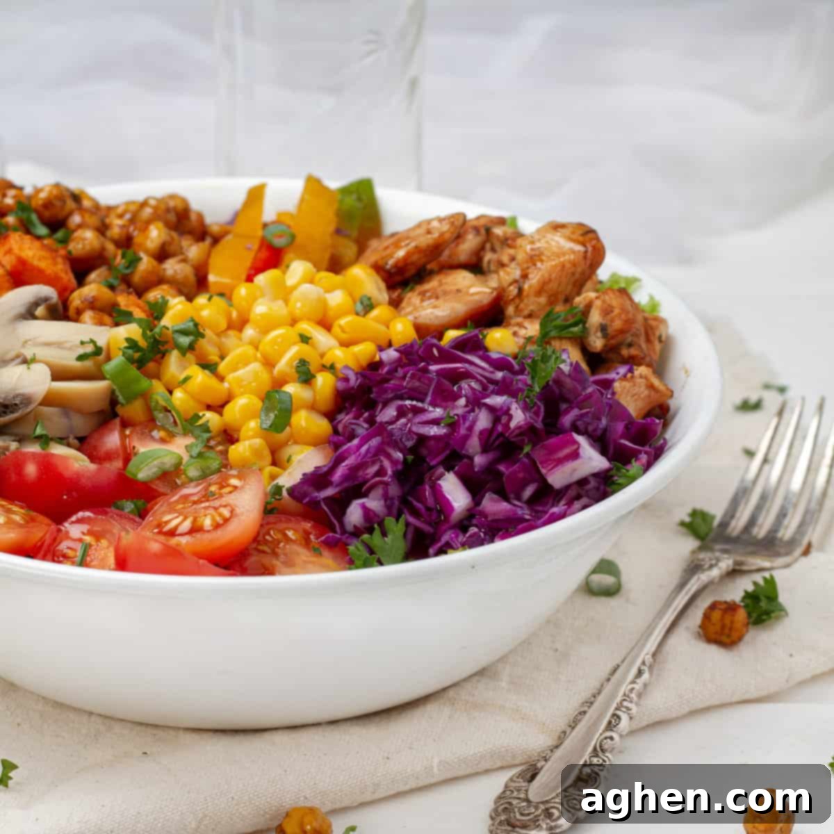 Weight Watchers Guide to Crafting the Ultimate Buddha Bowl 8 Two vibrant Buddha Bowls with various ingredients on a wooden table