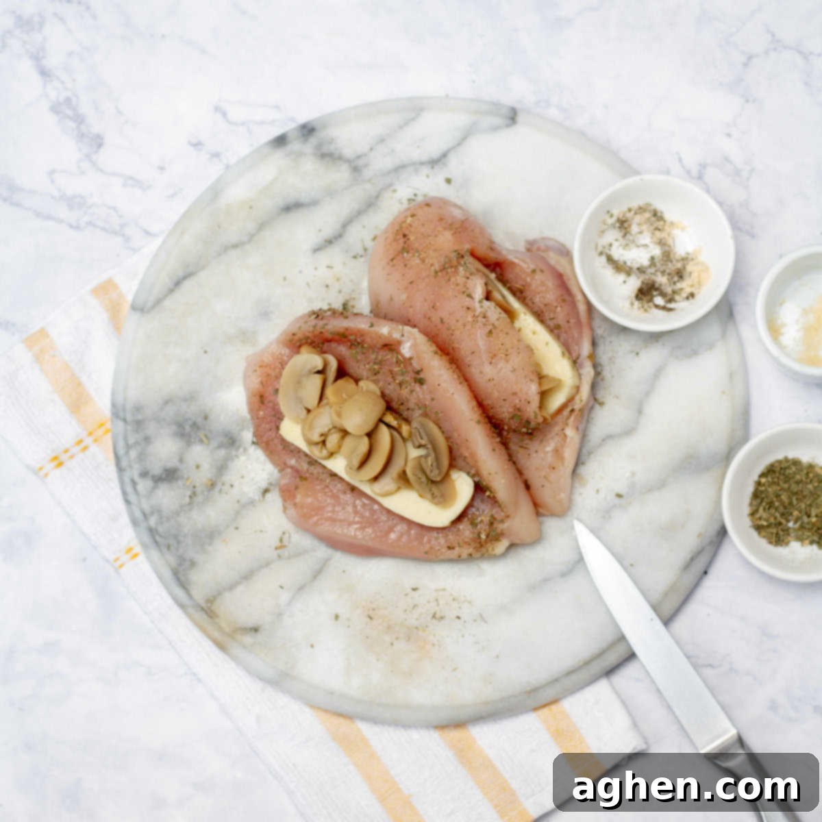 Gourmet Mushroom and Mozzarella Stuffed Chicken 6 Stuffing each chicken breast pocket with sliced mushrooms and mozzarella cheese chunks.