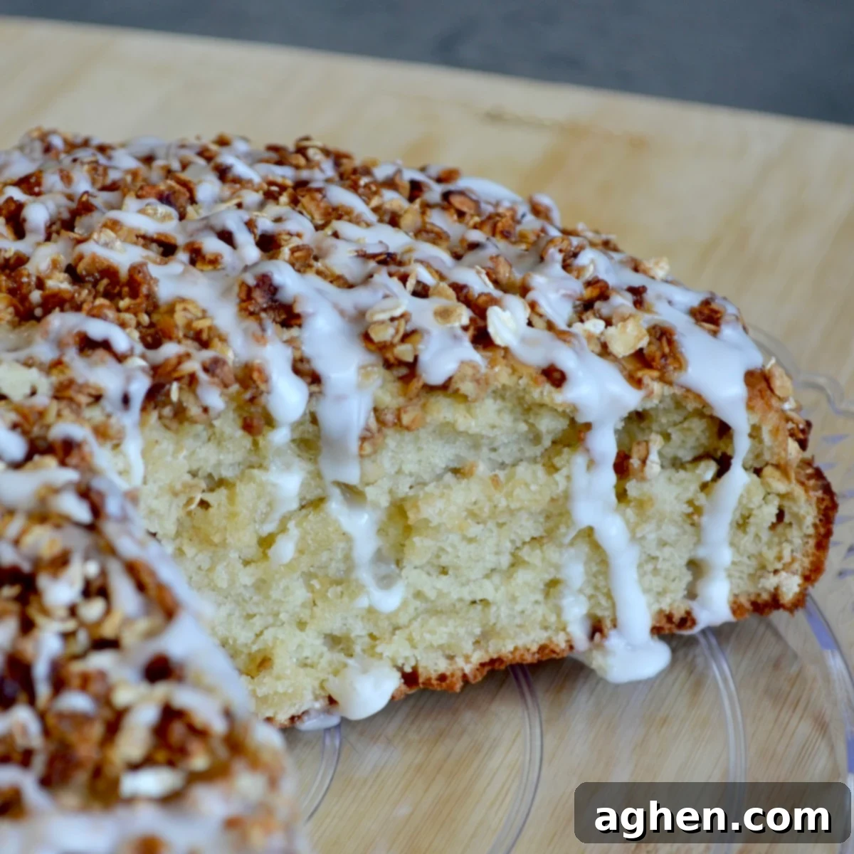 Weight Watchers Friendly Brown Sugar Oat Coffee Cake Perfection 2 Close up of a slice of healthy brown sugar oat coffee cake with a rich, crispy topping, ready to be enjoyed.