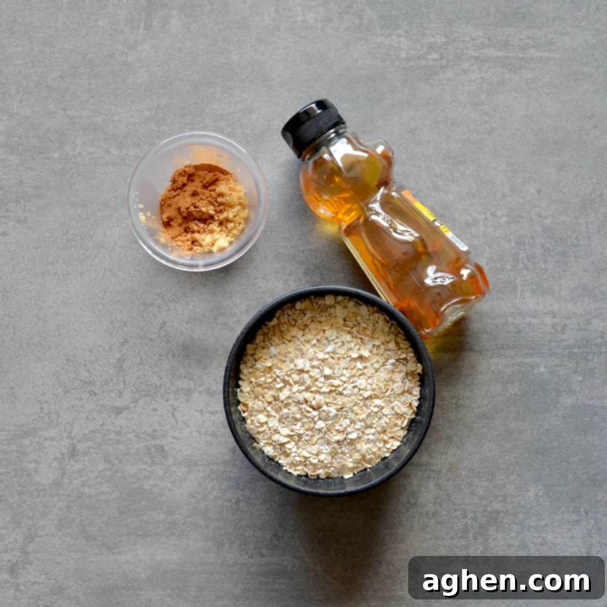 Weight Watchers Friendly Brown Sugar Oat Coffee Cake Perfection 4 Close-up of brown sugar, quick oats, cinnamon, and honey, the key ingredients for the crispy, granola-like topping, in small bowls ready for preparation.